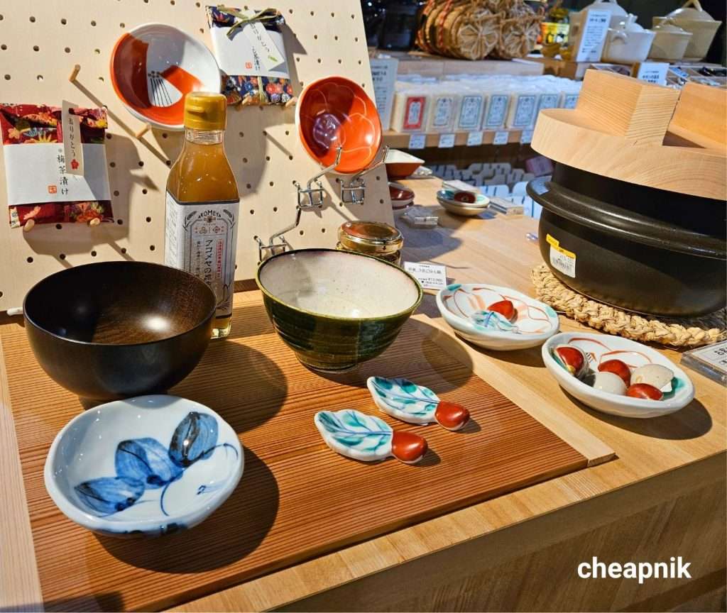 Kitchen and dinnerware at Shibuya Loft