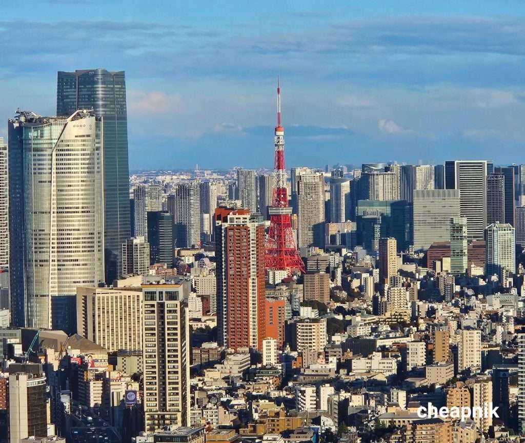 Tokyo Tower viewed from Shibuya Sky