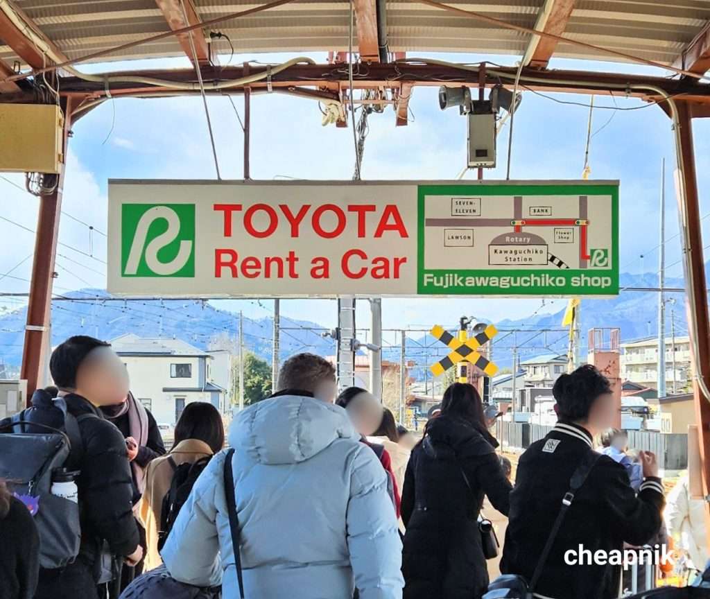 Toyota Rent a Car service at Kawaguchiko Station