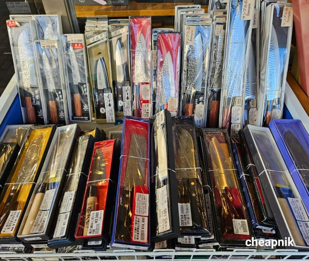 Japanese knives for sale at Kappabashi Dougugai Kitchen Town